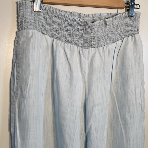 Bella Dahl Freyed smocked waist wide legs pants salt spray L - Picture 2 of 16